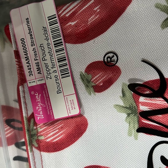 Fresh Strawberries Zipper Pouch - Picture 5 of 5